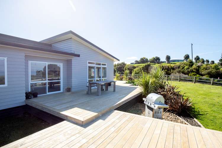 5 Esk Road Miranda_17