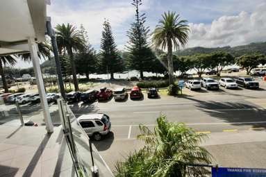 1B/8 The Esplanade_1