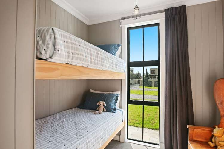 137 Motu Capri Pauanui_12