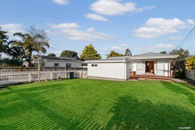 24 Golf Road New Lynn_1