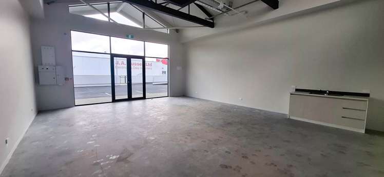 1 Wainui Road Silverdale_4