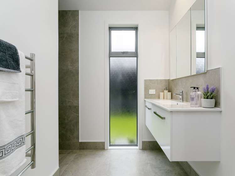 33 Marabou Crescent Nukuhau_17