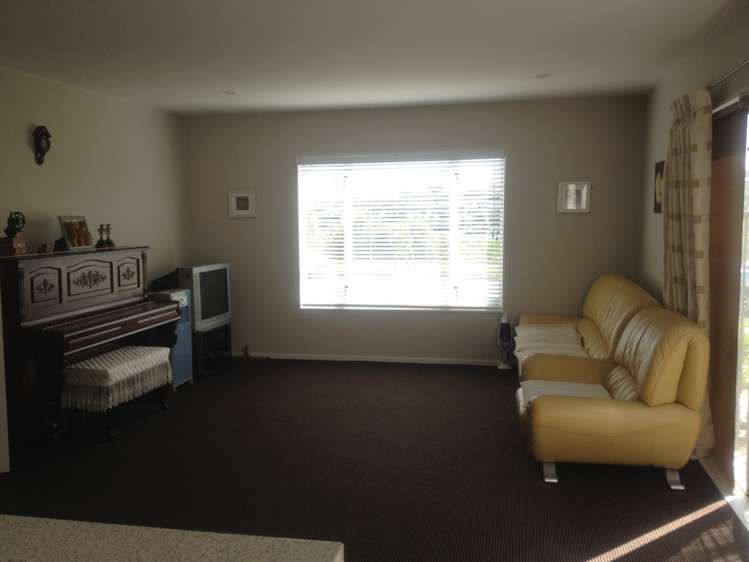 15 Packspur Drive Flat Bush_4