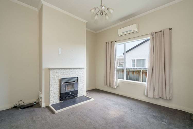 12 Avenal Street Avenal_8