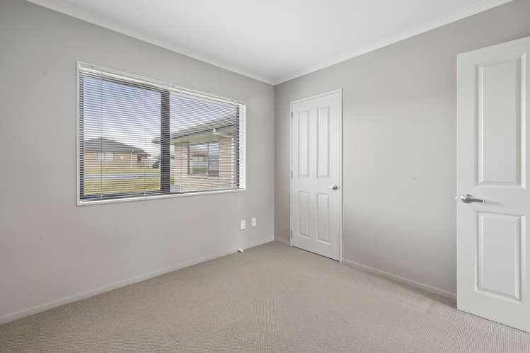 3 Percy Kinsman Crescent Riverstone Terraces_9