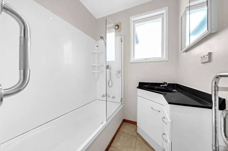 14 Miro Road Mangere Bridge_19