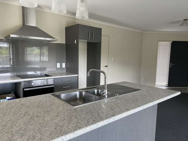 16 Petersburg Dr Flagstaff_2