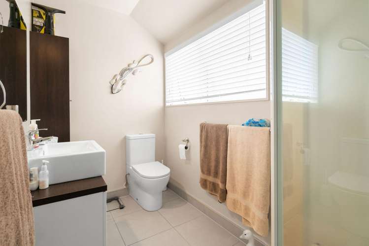 97B Lake Road Frankton_8