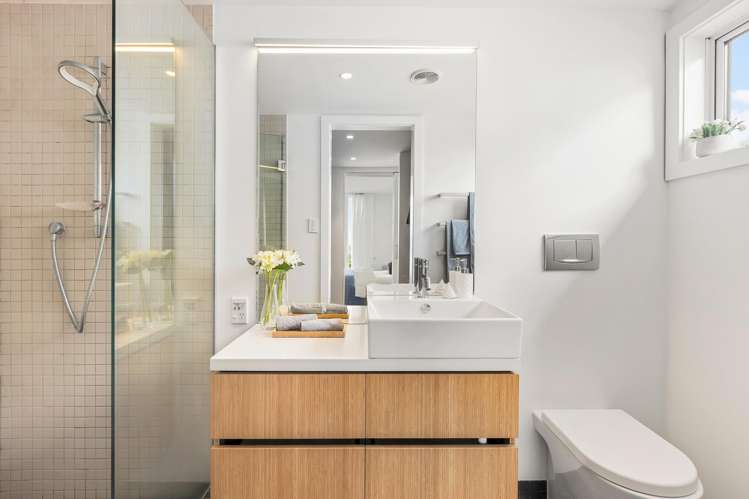 7 Bowes Crescent Strathmore Park_10