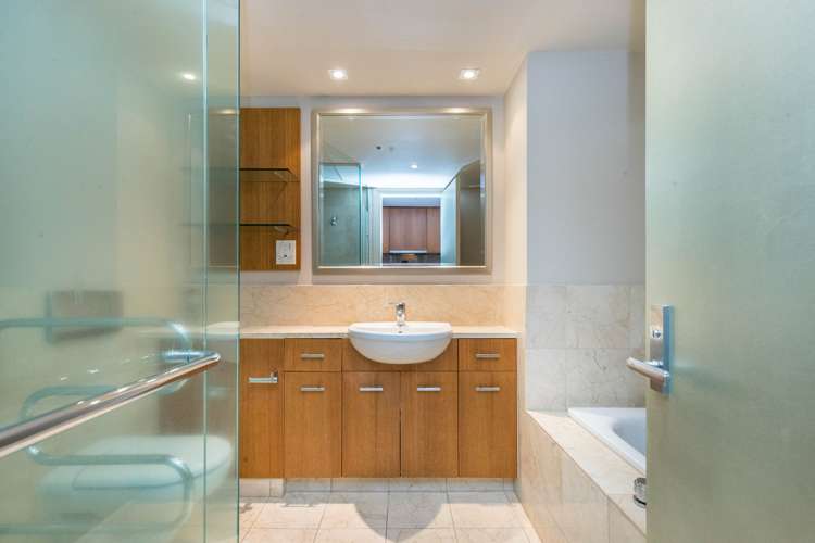 1710/1 Courthouse Lane Auckland Central_13