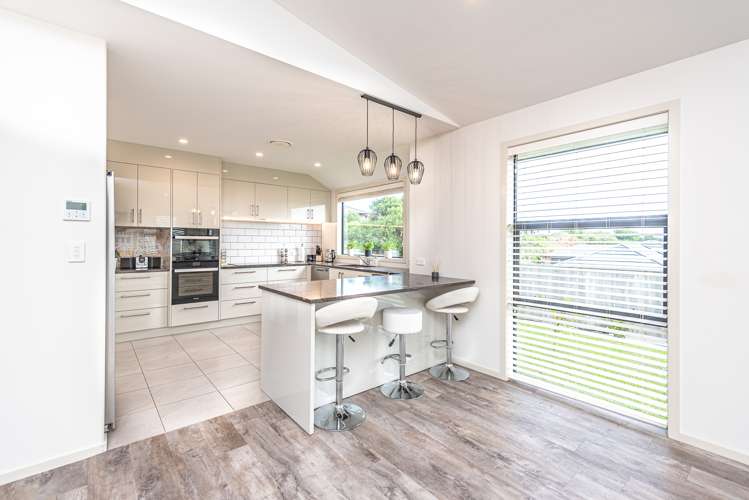 45 Golf Vue Place Castlecliff_6