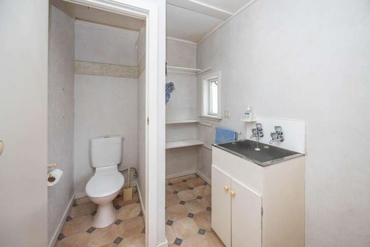 131 Nixon Street Hamilton East_24