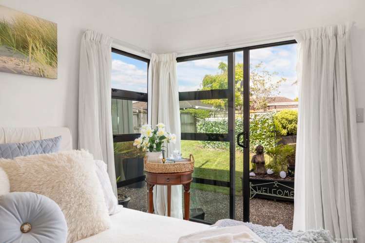 35 Columbia Crescent Beachlands_17