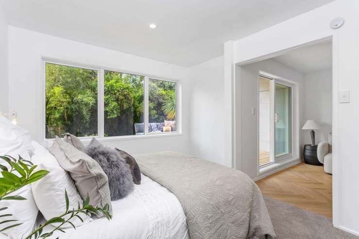 The one-bedroom, one-bathroom unit on Princes Street, in Northcote Point, sold for $625,000 after a full renovation. Photo / Supplied