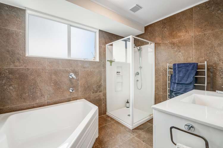 8 Unsworth Drive Unsworth Heights_16