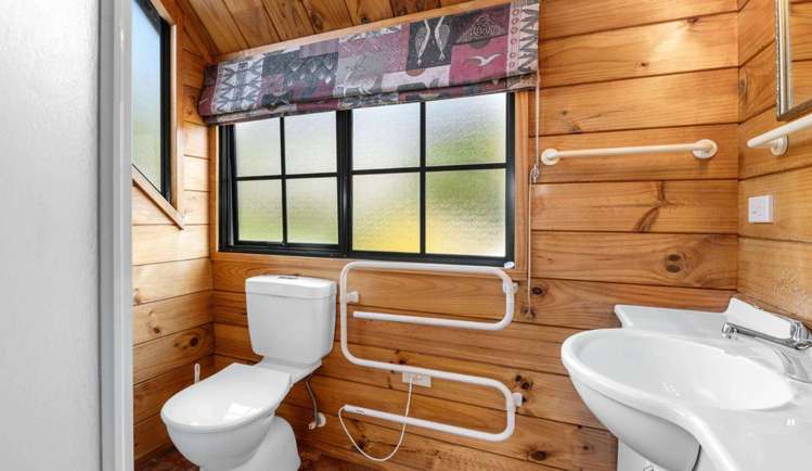 38 Gemini Place Kawaha Point_9