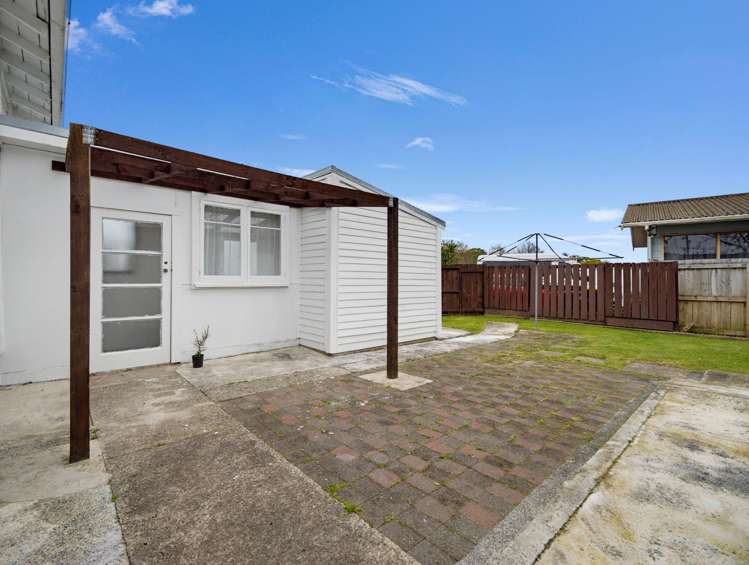 56 Station Road_3