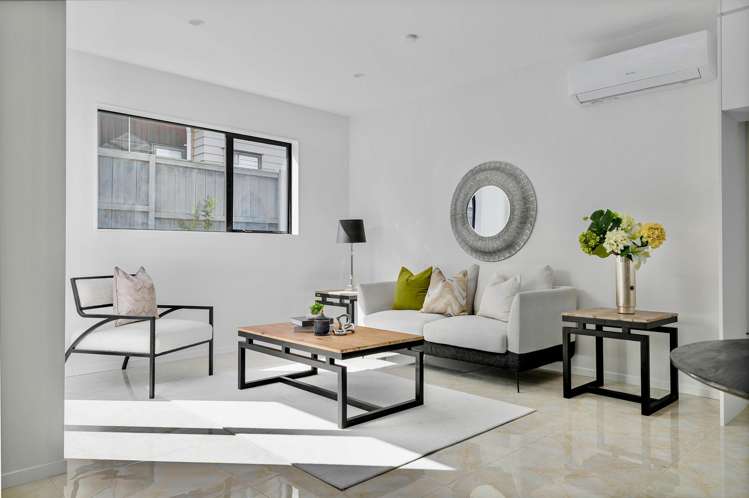 10D Pax Avenue Forrest Hill_2