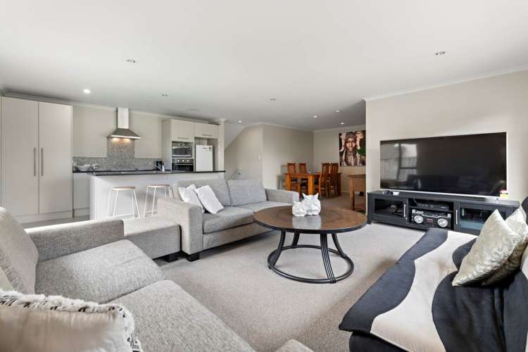 11 Kokako Rise Papakura_7