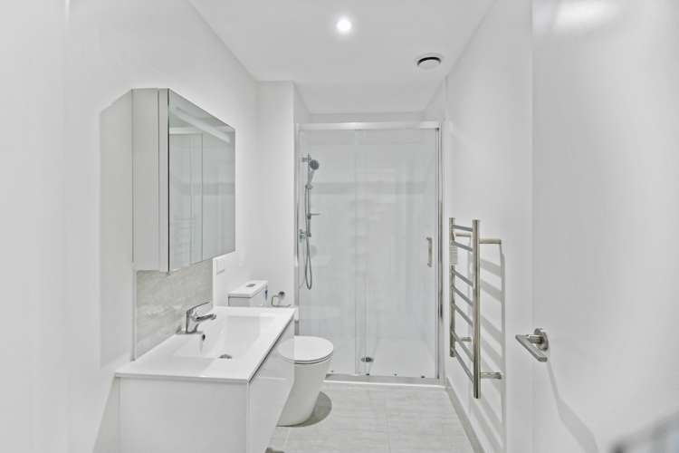211/8 Gray Avenue Mangere East_14