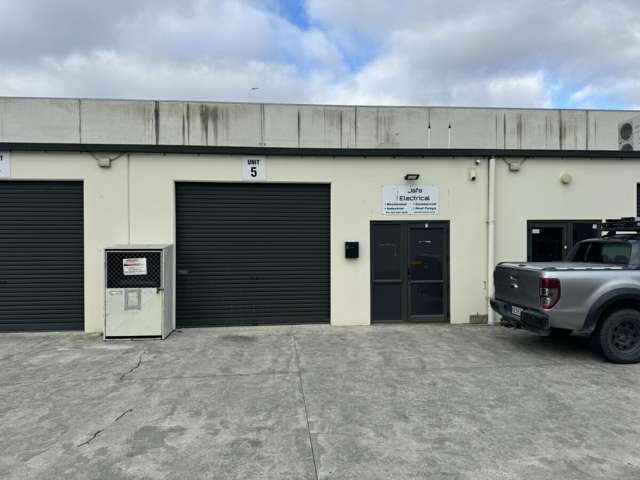 71sq m Industrial Unit for Sublease &ndash; Wigram