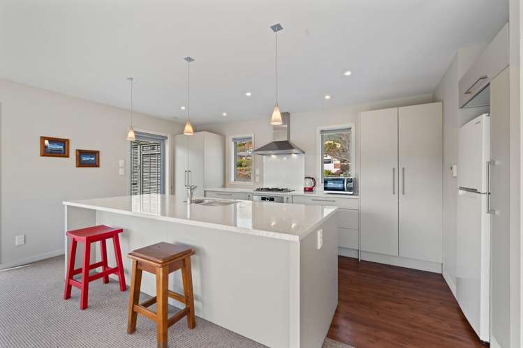 4 Weka Place Picton_10