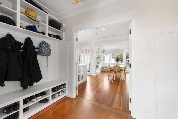 340 Fergusson Drive Heretaunga_18