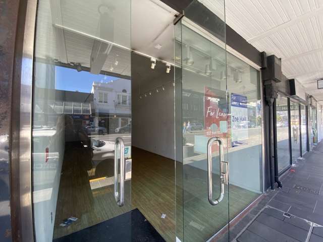 Prime Broadway retail tenancy