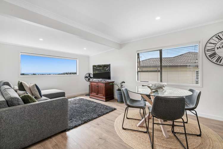 42 Albatross Road Red Beach_18