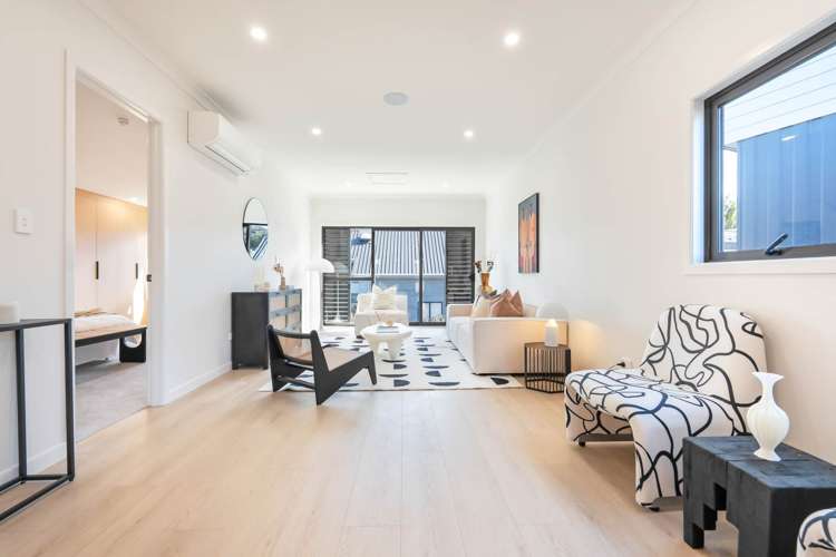 69c Chivalry Road Glenfield_2