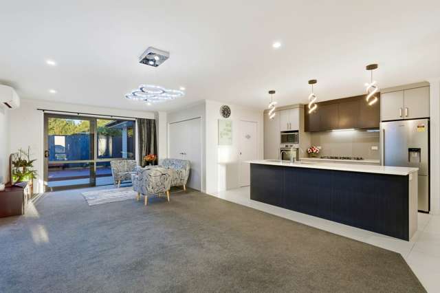 87 Twin Parks Rise Papakura_3
