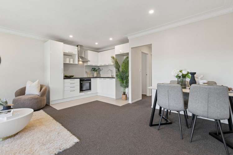 2/22 Kensington Avenue Mt Eden_4
