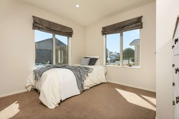 39 Scoria Close Pyes Pa_17
