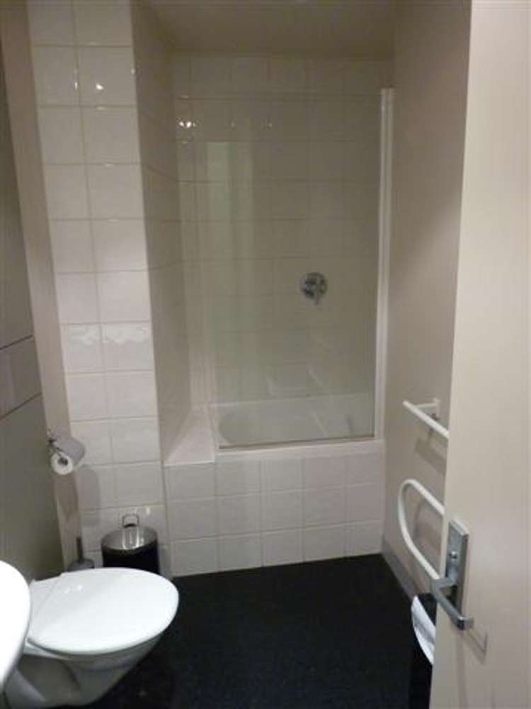 Address withheld 1372_6