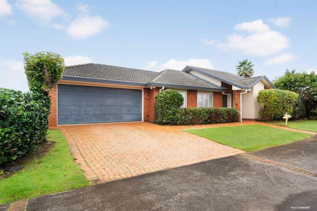 Single Level Beauty in a Quiet Private Cul-de-sac