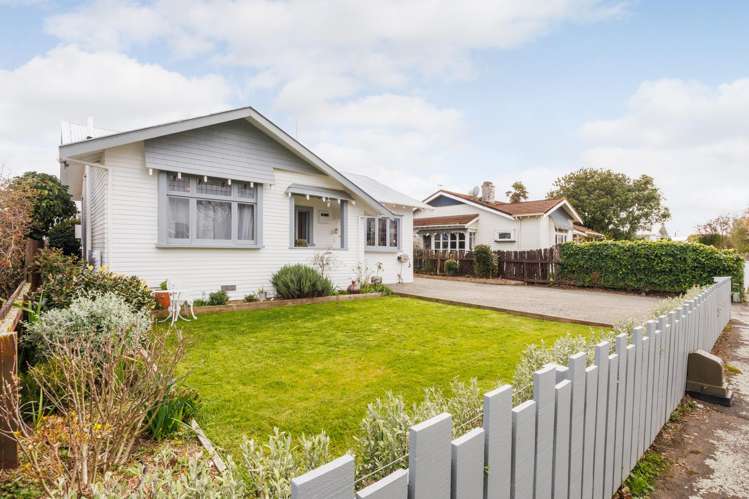 25 Argyle Avenue Takaro_26