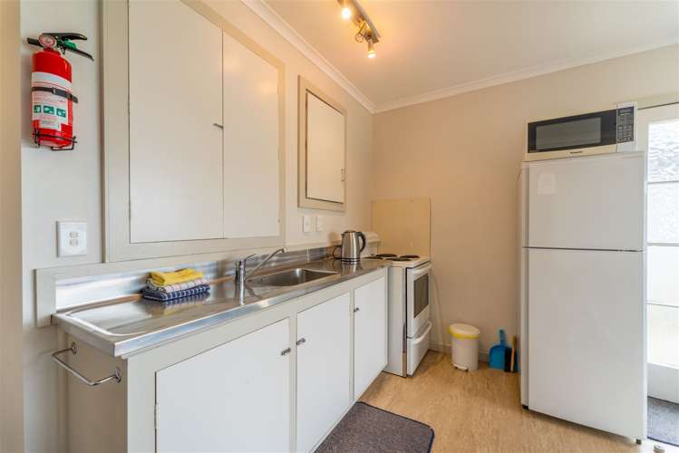 3 Cleddy Street Moeraki_3