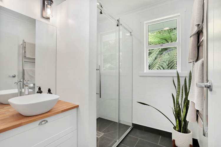 5 Alison Avenue Herald Island_16