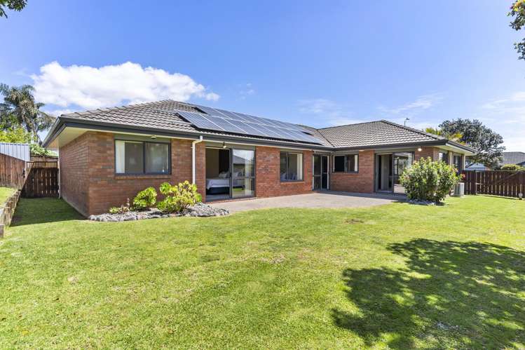 4 Greta Banks Place Wattle Downs_19