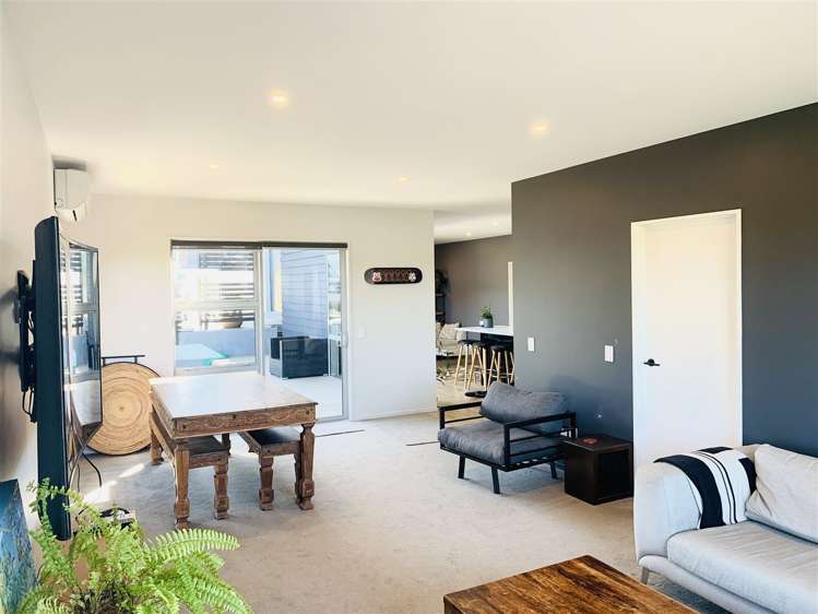 13 Knoll Rise Pukekohe_6