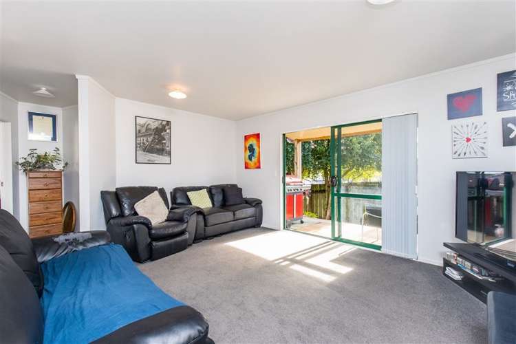 24 Fairdale Place Birkdale_12