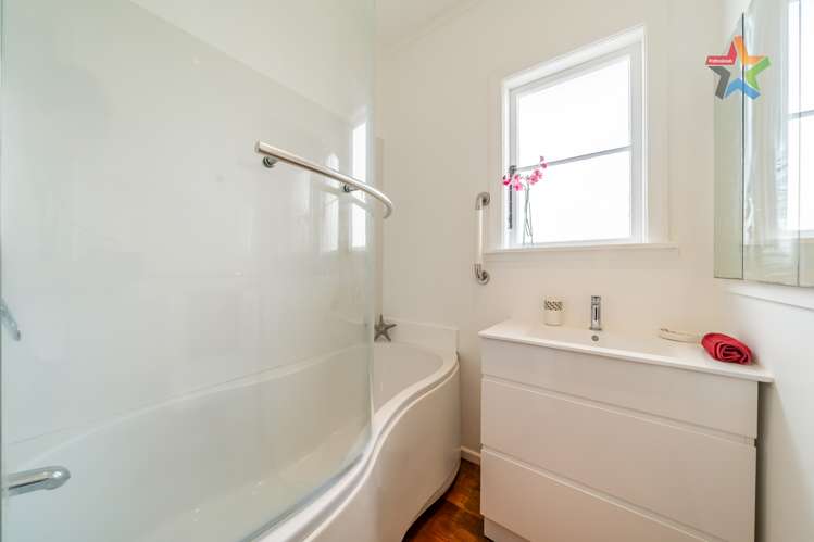 30 Mitchell Street Epuni_21