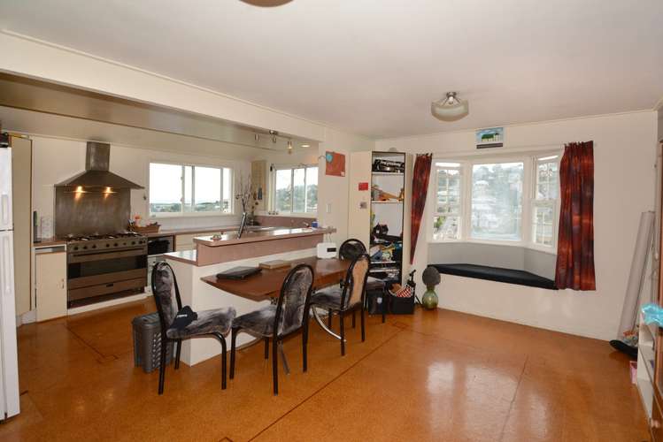 10 Barnes Drive Caversham_14