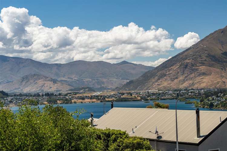 66 Hensman Road Queenstown_17