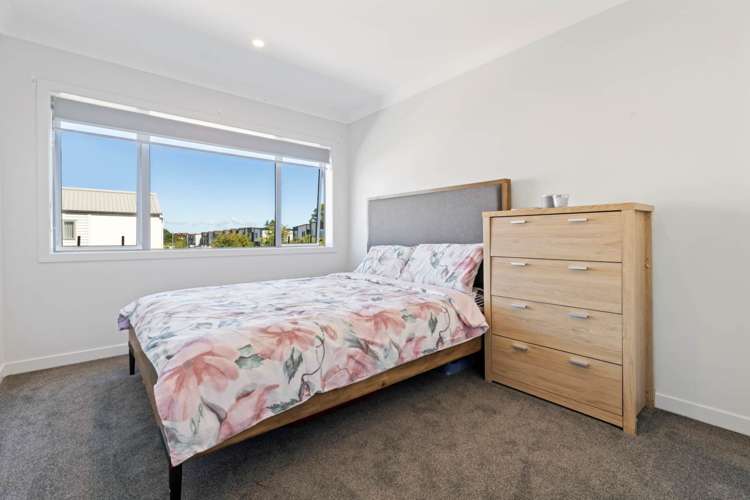 64 Paretaiuru Crescent Papakura_8