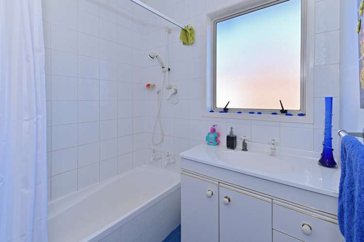 1/9 Elizabeth Street Papakura_6