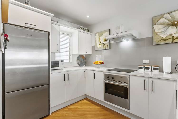 10/48a Exmouth Road Northcote_10