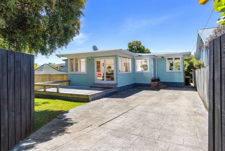 35 Wright Road Point Chevalier_0