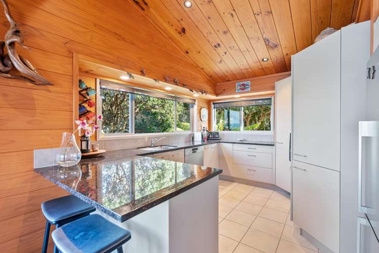 79 Wairahi Road Langs Beach_20