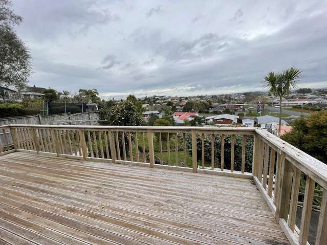 15 Beaumaris Place Dinsdale_4